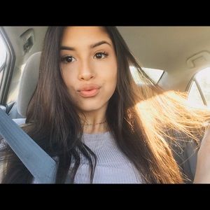 Meet your Posher, Valentina